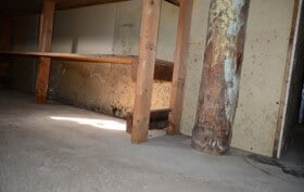 Mold Extends Around Sides