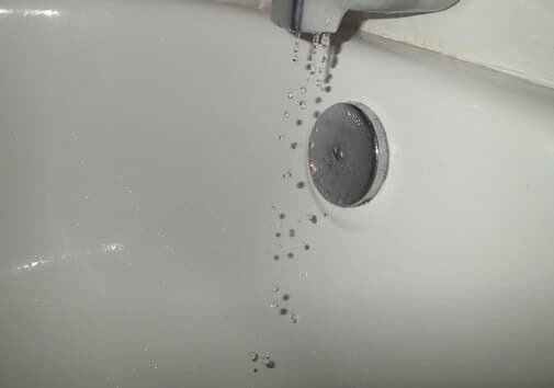 Addition bathroom tub faucet has a constant leak