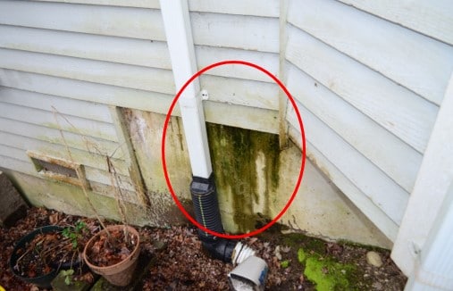 Water Stains Outside Plumbing Leak